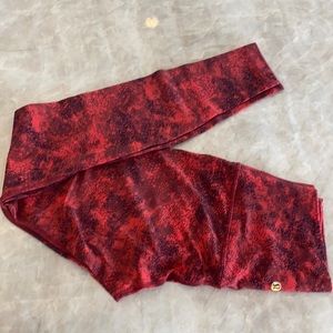 Lululemon leggings size 6